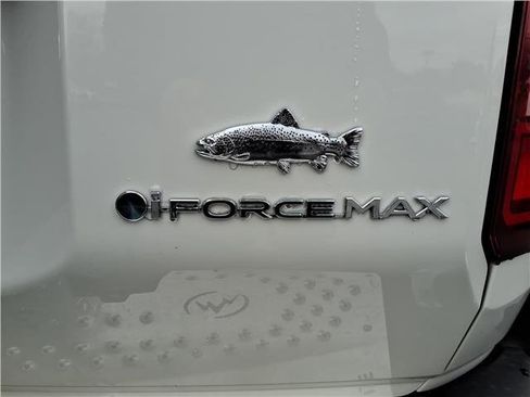 Used 2024 Toyota Land Cruiser image 8