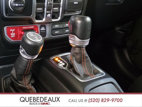 Used 2021 Jeep Gladiator Mojave AWD/4WD image 22