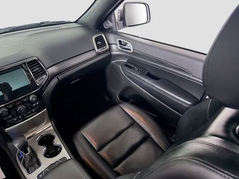 Used 2022 Jeep Grand Cherokee Limited w/ Tech Group image 25