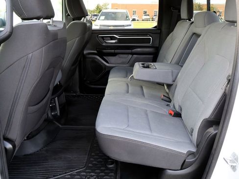 Used 2023 RAM 1500 Big Horn AWD/4WD image 30