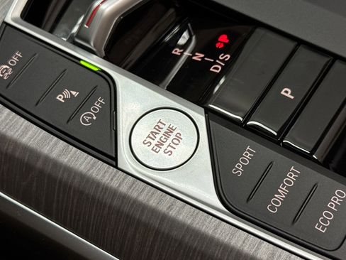 New 2026 BMW 430i Convertible w/ Convenience Package image 27