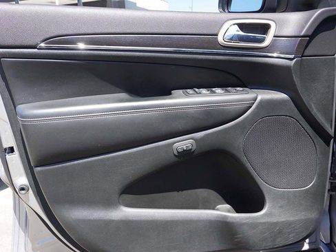 Used 2014 Jeep Grand Cherokee Limited AWD/4WD image 21
