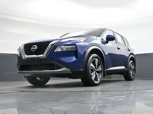 Used 2023 Nissan Rogue SL w/ SL Premium Package image 45