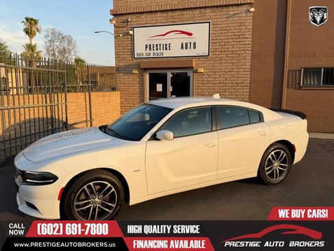 Used 2018 Dodge Charger GT AWD/4WD image 4