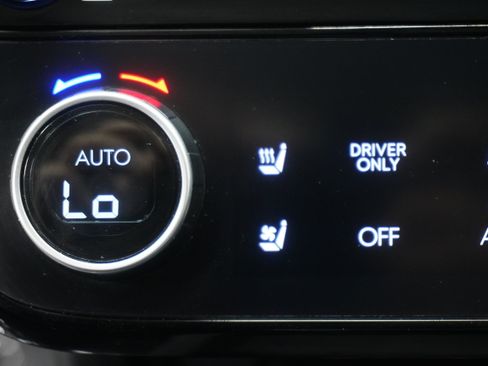 Used 2025 Hyundai Tucson Limited AWD/4WD image 24