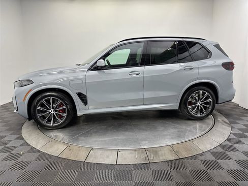 New 2026 BMW X5 xDrive50e AWD/4WD image 16