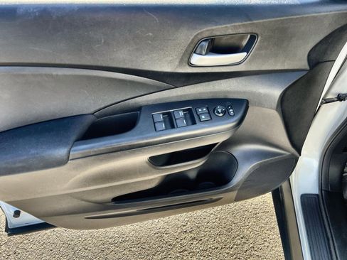 Used 2015 Honda CR-V LX image 15