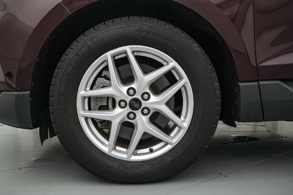 Certified 2023 Ford Edge SEL w/ Convenience Package AWD/4WD image 10