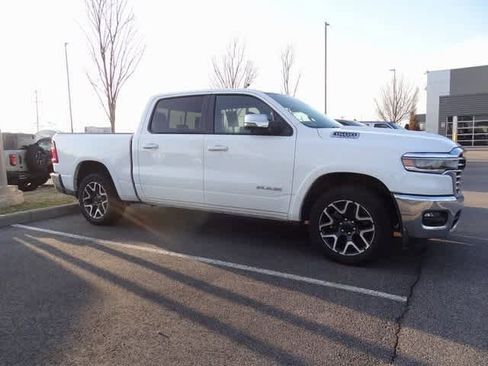 Used 2025 RAM 1500 Laramie image 4