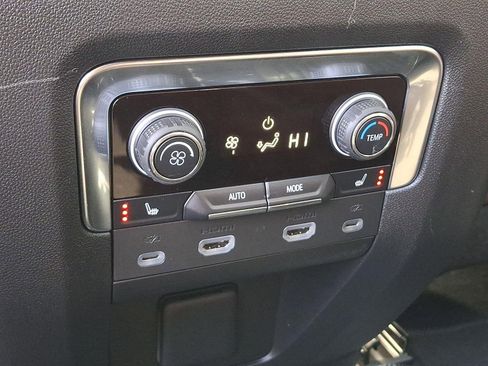 Used 2024 Chevrolet Suburban High Country w/ Advanced Technology Package AWD/4WD image 12
