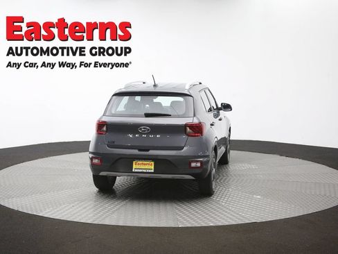 Used 2025 Hyundai Venue SEL FWD image 37