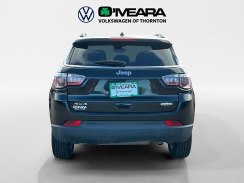 Used 2024 Jeep Compass Latitude AWD/4WD image 4