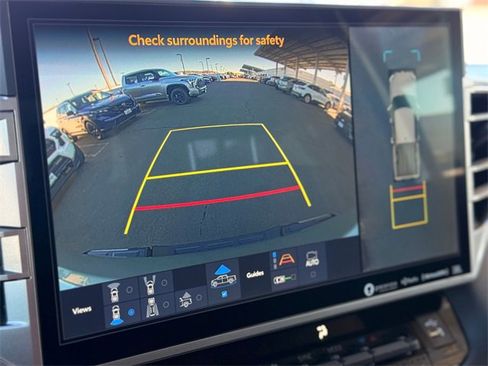 Used 2023 Toyota Tundra Limited image 14