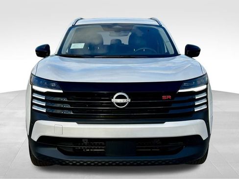 New 2026 Nissan Kicks SR FWD image 2