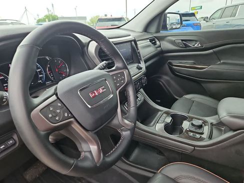 Used 2023 GMC Acadia AT4 w/ Technology Package AWD/4WD image 10