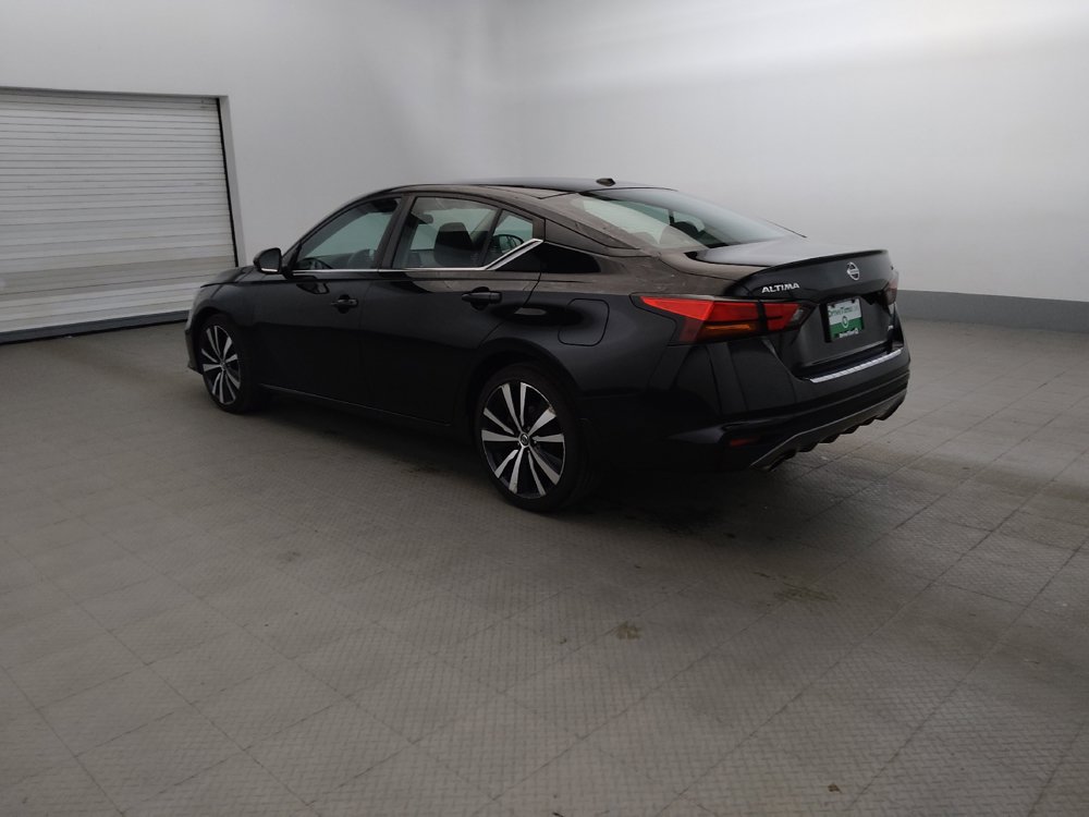 Used 2019 Nissan Altima 2.5 SR w/ SR Premium Package AWD/4WD image 3