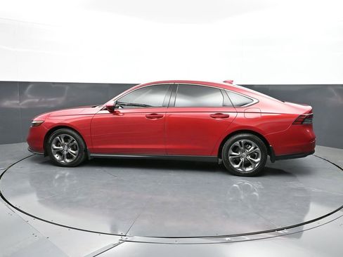 Used 2023 Honda Accord EX image 8