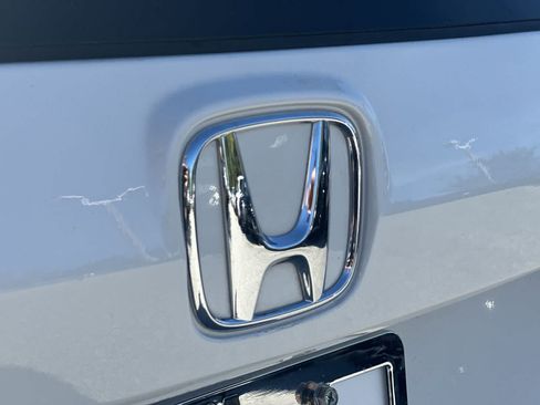 Used 2024 Honda CR-V EX-L image 10