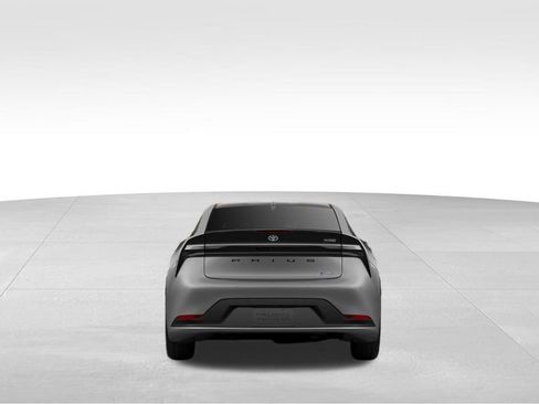 New 2026 Toyota Prius Plug-In Hybrid image 8