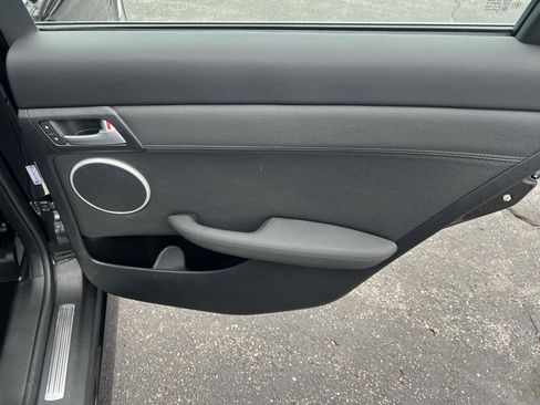 Used 2009 Pontiac G8 4dr Sdn w/ Premium Package image 22