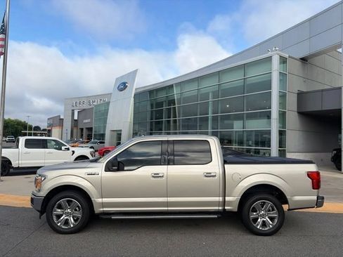 Used 2018 Ford F150 XLT w/ Equipment Group 302A Luxury RWD image 2