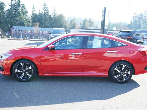 Used 2016 Honda Civic Touring image 7