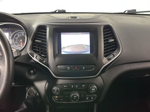Used 2020 Jeep Cherokee Latitude Lux w/ Quick Order Package 26H Lux AWD/4WD image 29