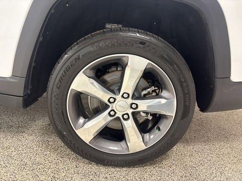 Used 2022 Jeep Grand Cherokee L Limited image 36