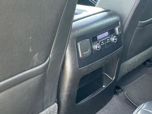 Used 2019 Chevrolet Tahoe LT image 16