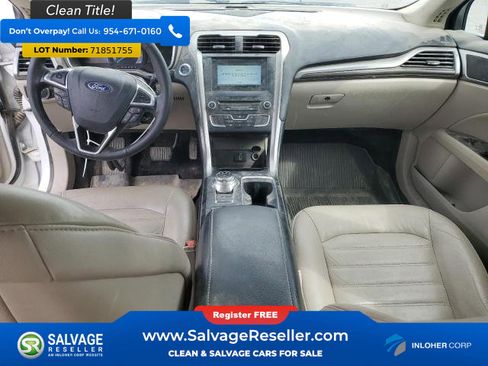 Used 2018 Ford Fusion SE w/ Fusion SE Technology Package image 5