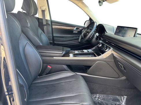 Used 2023 Genesis GV80 3.5T w/ Advanced Package AWD/4WD image 16