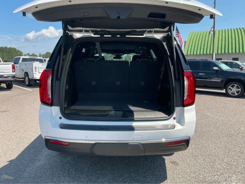 Used 2023 GMC Yukon SLT w/ SLT Premium Package AWD/4WD image 22