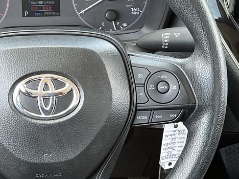 Used 2025 Toyota Corolla LE FWD image 14