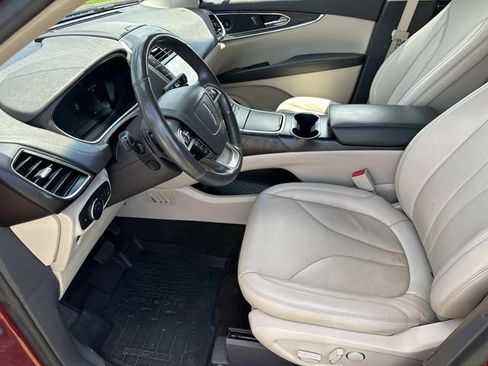 Used 2020 Lincoln Nautilus Reserve FWD image 21