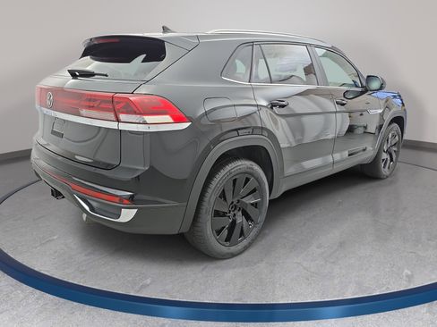 New 2026 Volkswagen Atlas Cross Sport SE FWD image 5