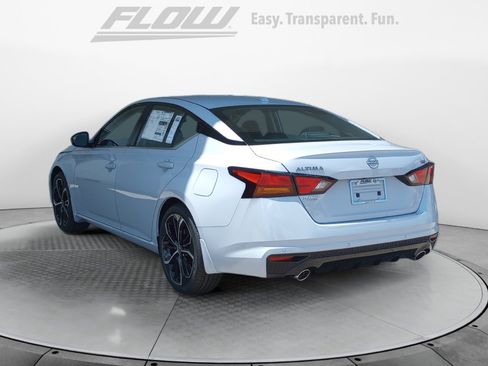 New 2025 Nissan Altima 2.5 SR image 5