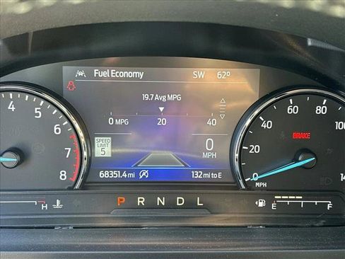 Used 2021 Ford Explorer XLT w/ Equipment Group 202A image 10