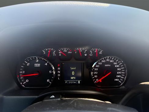 Used 2018 Chevrolet Silverado 1500 W/T w/ Trailering Package image 33