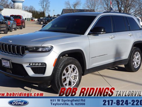 Used 2022 Jeep Grand Cherokee Limited image 1