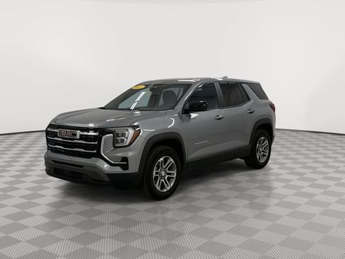 Used 2025 GMC Terrain Elevation w/ Technology Package II AWD/4WD image 4
