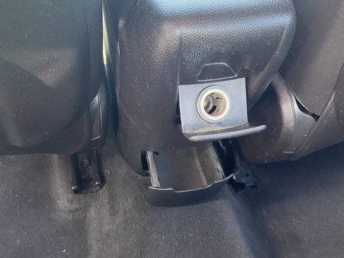 Used 2013 Buick Verano Leather FWD image 18