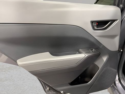 Certified 2026 Subaru Crosstrek 2.5i Premium AWD/4WD image 29