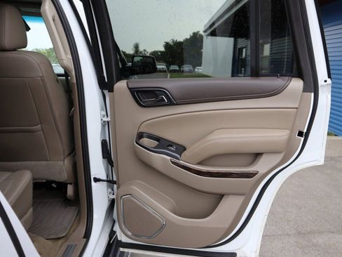 Used 2017 GMC Yukon SLT w/ Open Road Package image 22