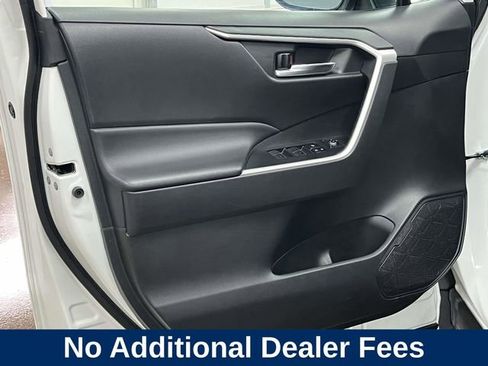 Used 2024 Toyota RAV4 XLE FWD image 16