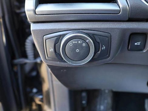 Used 2015 Ford Fusion SE image 13