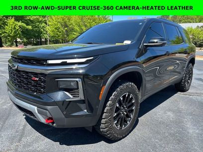 Used 2024 Chevrolet Traverse Z71 w/ Enhanced Driving Package