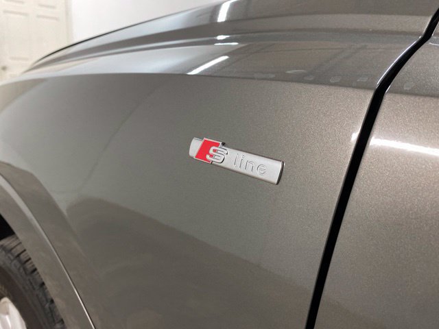 Used 2024 Audi Q3 2.0T Premium w/ Convenience Package AWD/4WD image 94