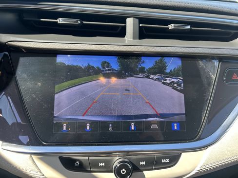 Used 2021 Buick Encore GX Select w/ Advanced Technology Package AWD/4WD image 16