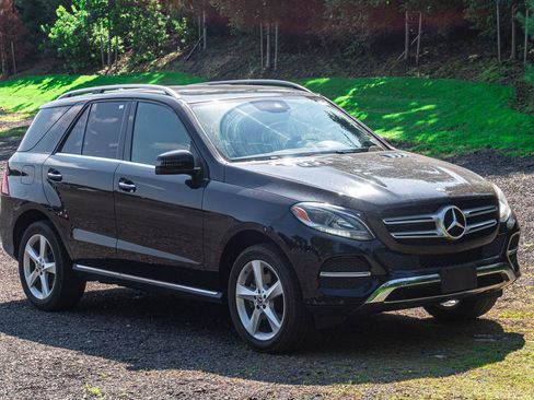 Used 2018 Mercedes-Benz GLE 350 4MATIC w/ Premium 1 Package image 12