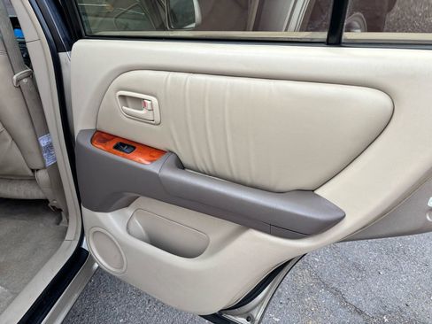 Used 2000 Lexus RX 300 FWD image 19